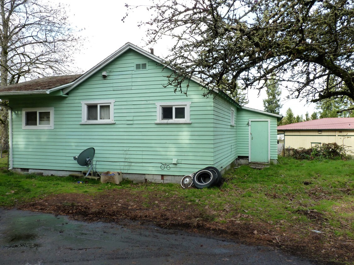 House 4 - Woodbrook Dr SW (JBLM) Multi-Homes Property