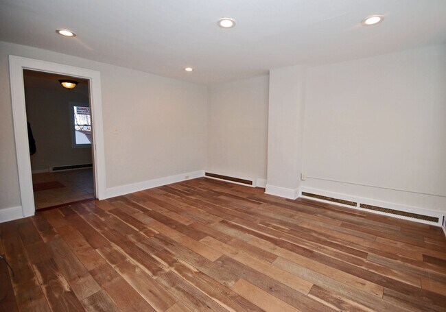 Building Photo - 52 1st Ave