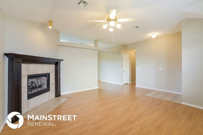 Foto del edificio - 1413 Buena Vista Cir