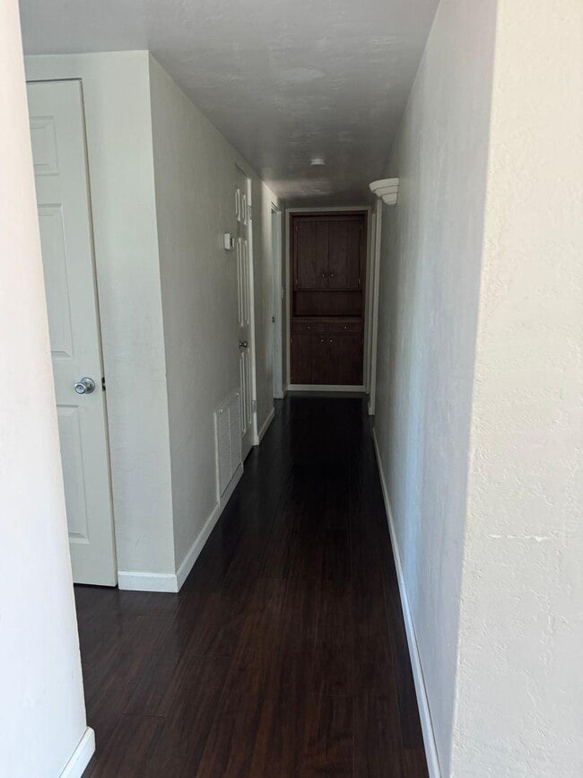 Building Photo - 7033 E Calle Canis
