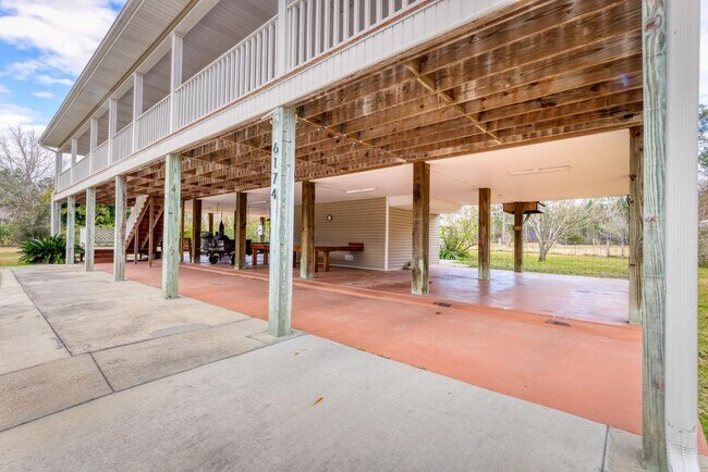 Building Photo - 6174  Carco Road