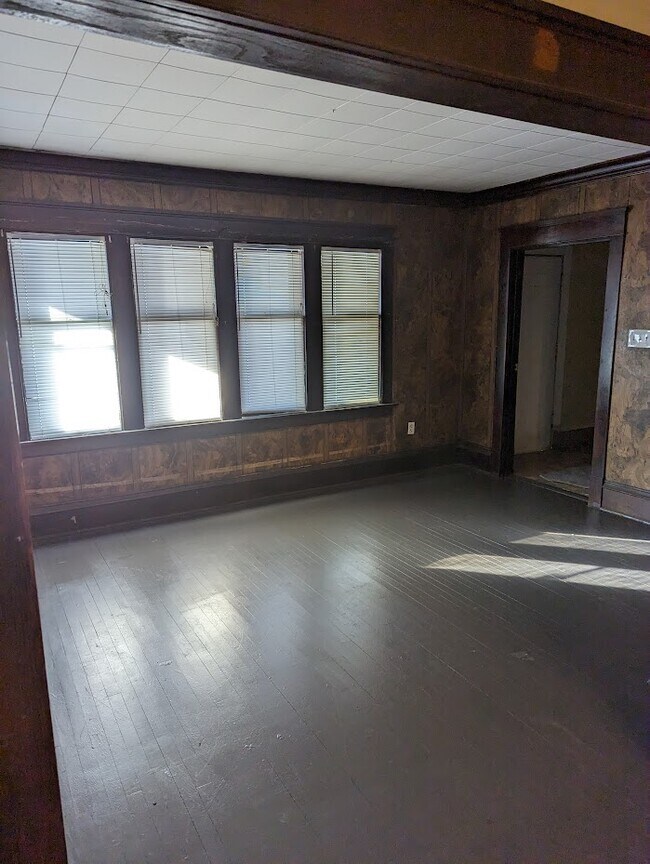 Building Photo - 2828 N 36th St