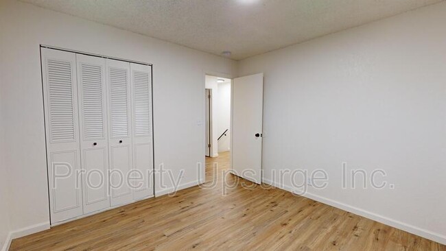 Foto del edificio - 4400 Dogwood Ln