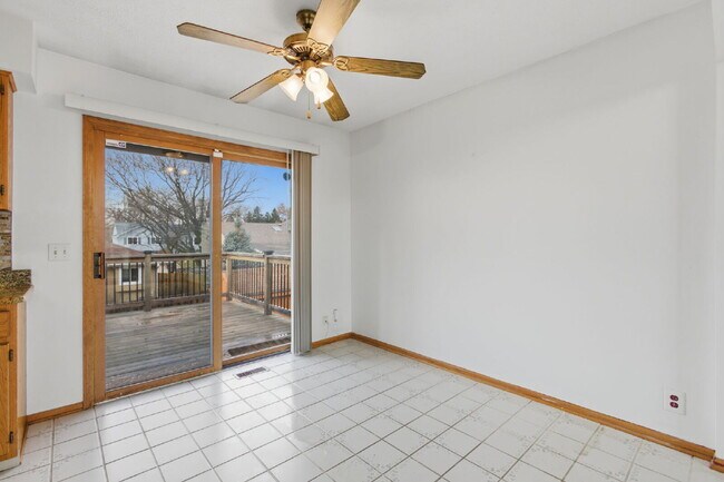 Foto del edificio - 8822 N 83rd St