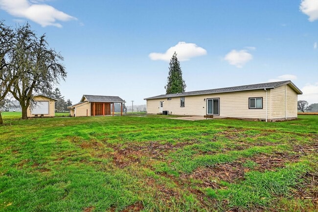 Foto del edificio - 6720 SW Minter Bridge Rd