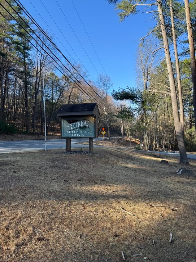 Primary Photo - 104 Wood Fern Ln