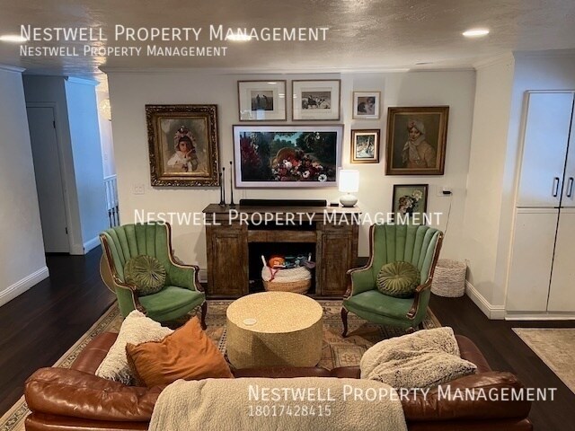 Foto del edificio - Beautiful Updated Cottonwood Heights Rambler