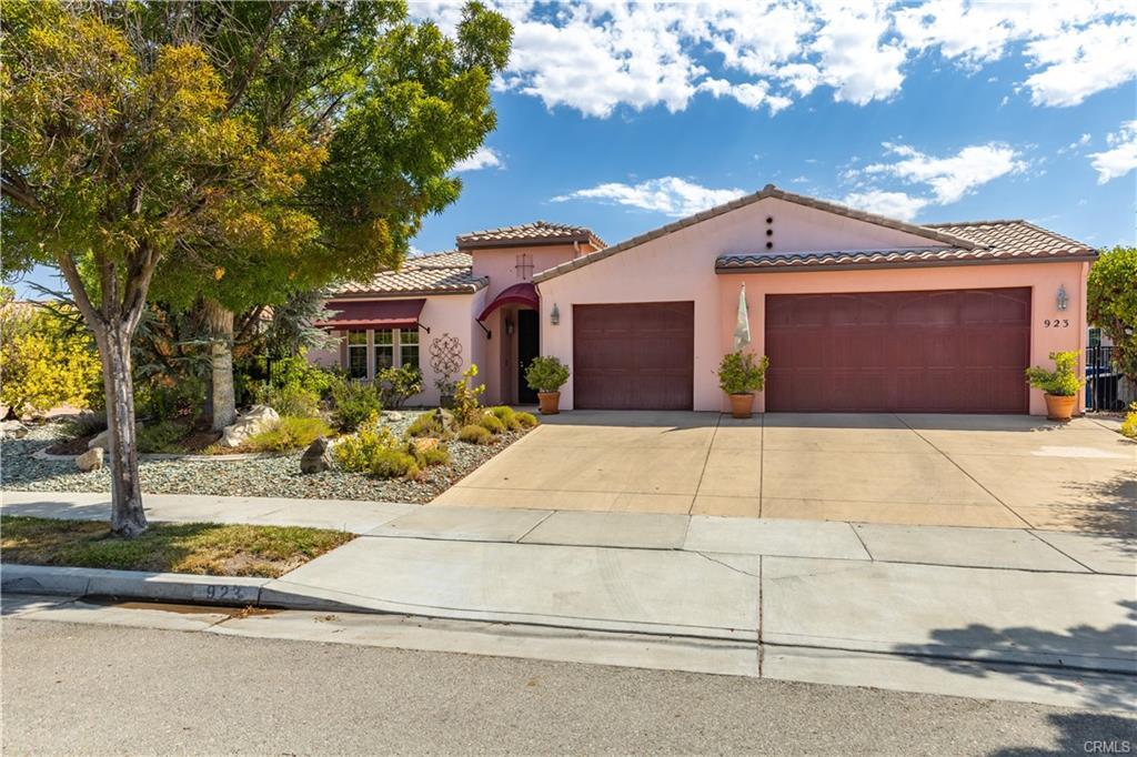 923 Vista Cerro Dr, Paso Robles, CA 93446 House Rental in Paso Robles