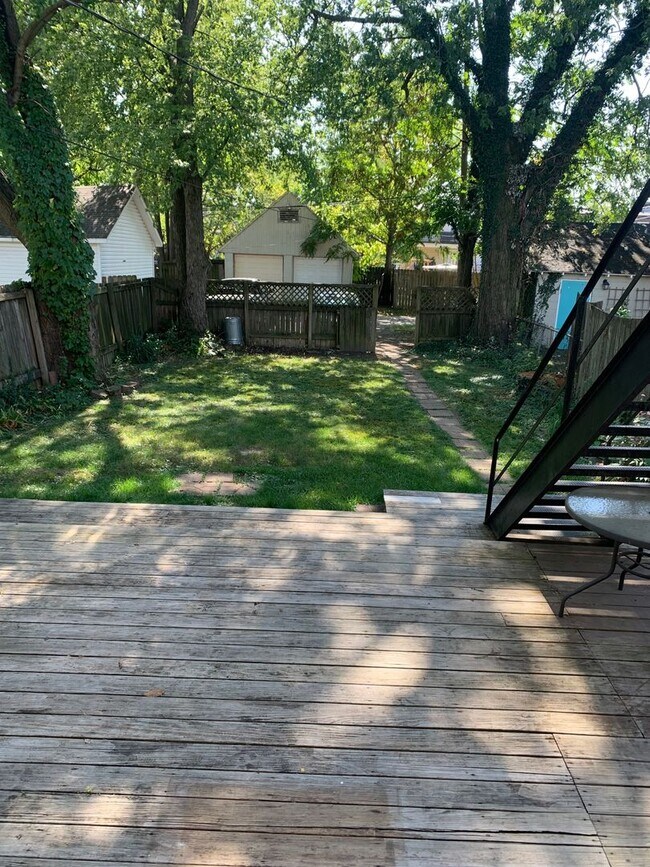 Foto del edificio - 505-505 1/2 Clinton St