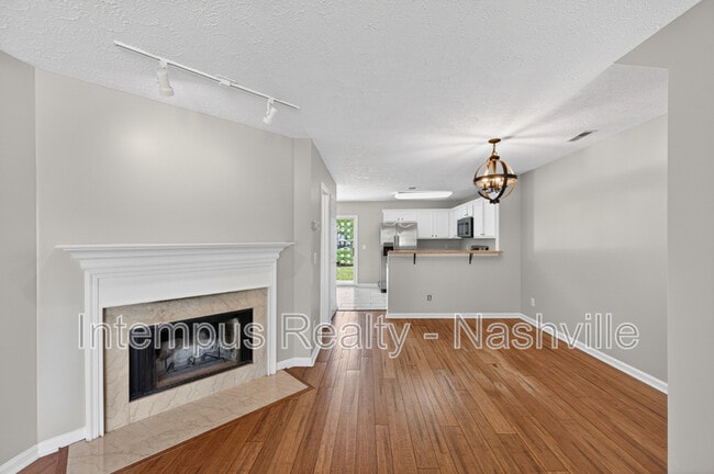 Building Photo - 3271 Harpeth Springs Dr