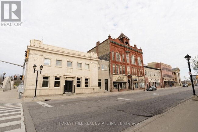 Building Photo - 12 Water St N