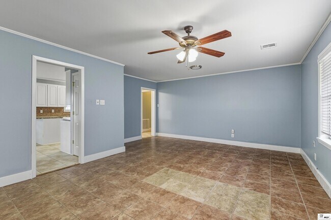 Foto del edificio - 2013 Frances Pl