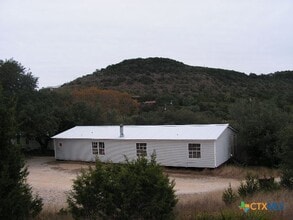 Building Photo - 156 Sonnyland Dr