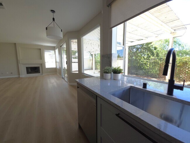 Foto del edificio - 14188 Capewood Ln