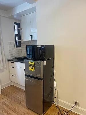 Foto del edificio - 304 E 41st St