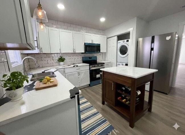 Building Photo - 2078 Sale Rd