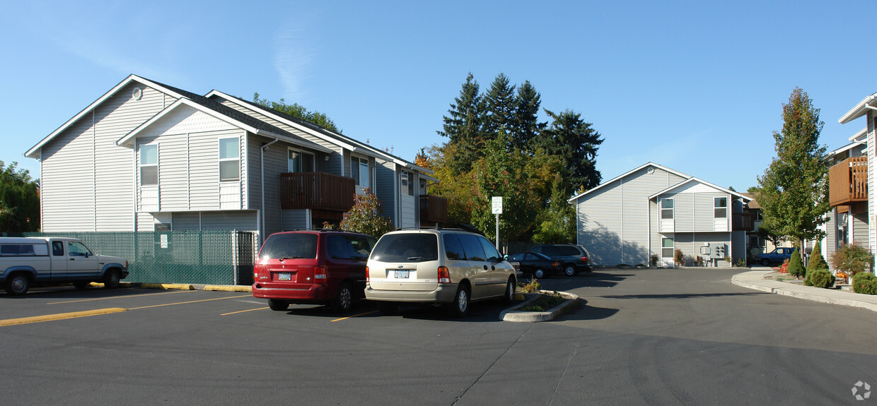 Primary Photo - dearborn square apartments