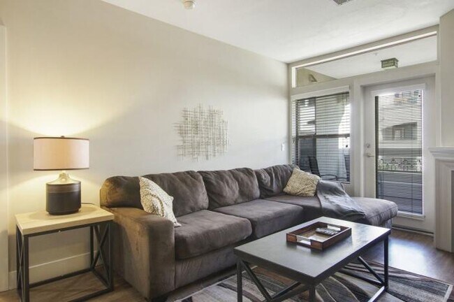 Foto del edificio - 1 bedroom in Los Angeles CA 91203