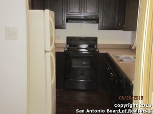 Building Photo - 9347 Village Lance