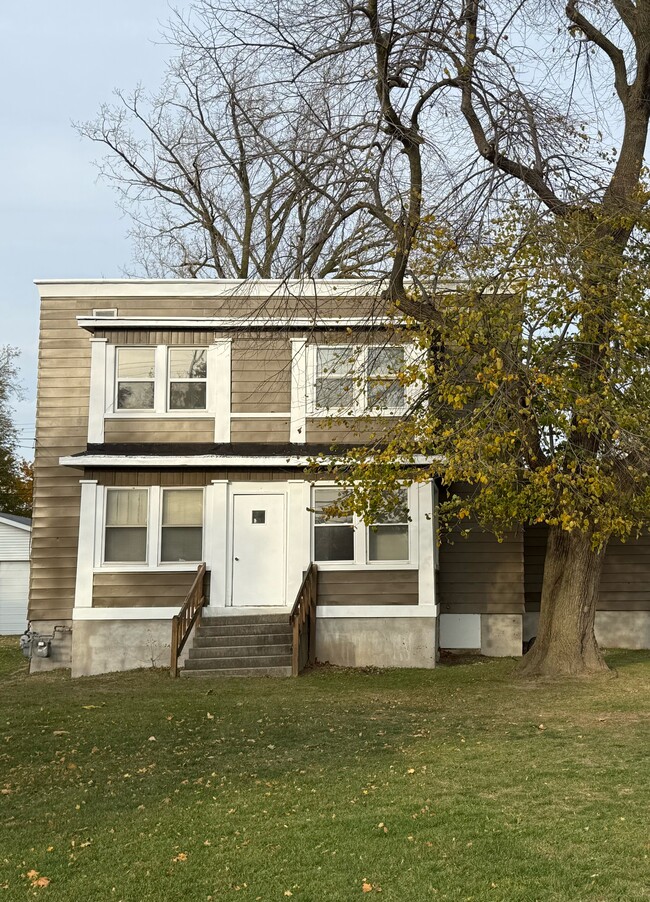 Building Photo - 3042 S Custer Rd