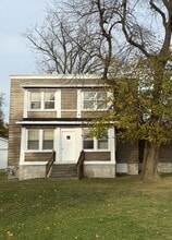 Building Photo - 3042 S Custer Rd