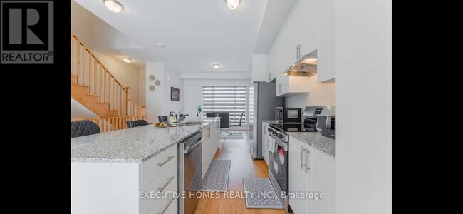 Photo du bâtiment - 3092 Meadowridge Dr