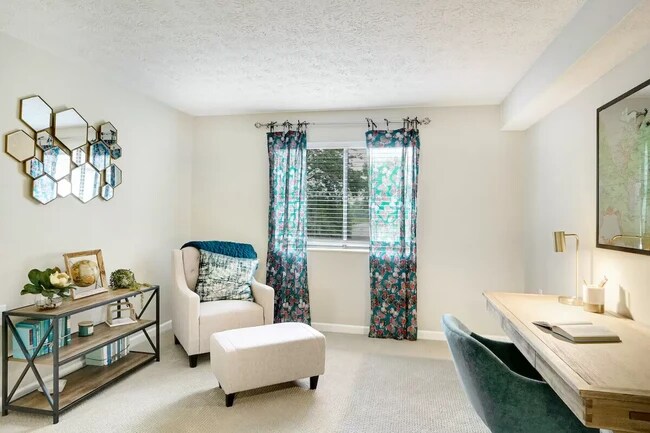 Foto del edificio - King's Reserve College Park 55+ Active Living