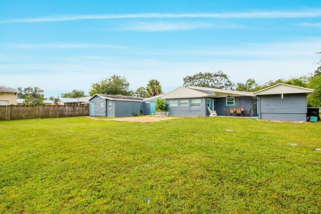 Foto del edificio - 1731 Grayson Dr