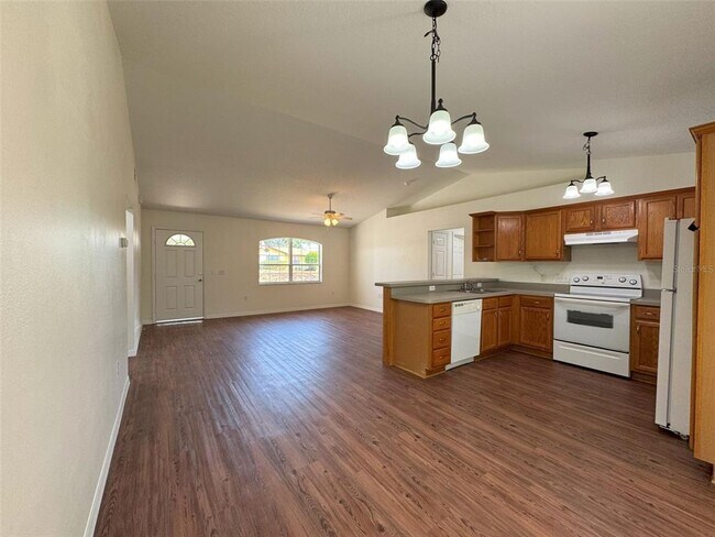 Foto del edificio - 519 Hemlock St