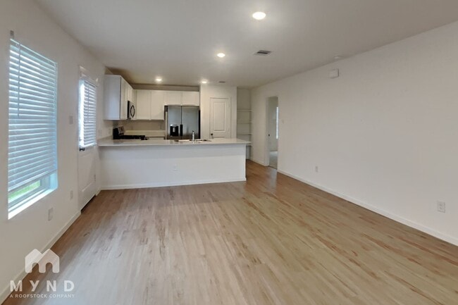 Building Photo - 18515 Cepagatti Dr
