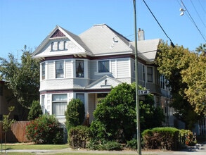 Building Photo - 344 E San Salvador St