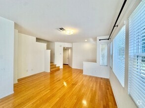 Building Photo - 10422 Scripps Poway Pkwy
