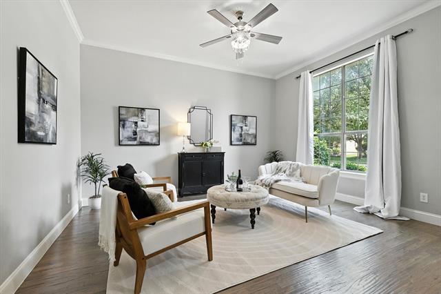 Foto del edificio - 8828 Cypress Creek Rd