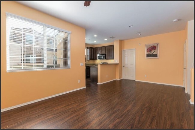 Building Photo - 31180 Sunflower Way