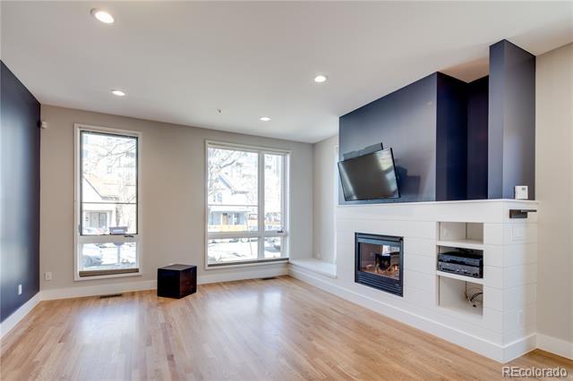 Foto del edificio - 2536 Glenarm Pl