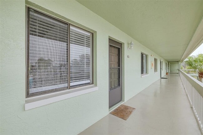 Building Photo - 218 Caryl Way