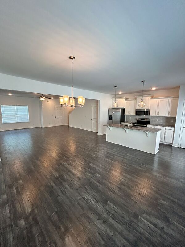 Building Photo - 309 Rowlette Cir
