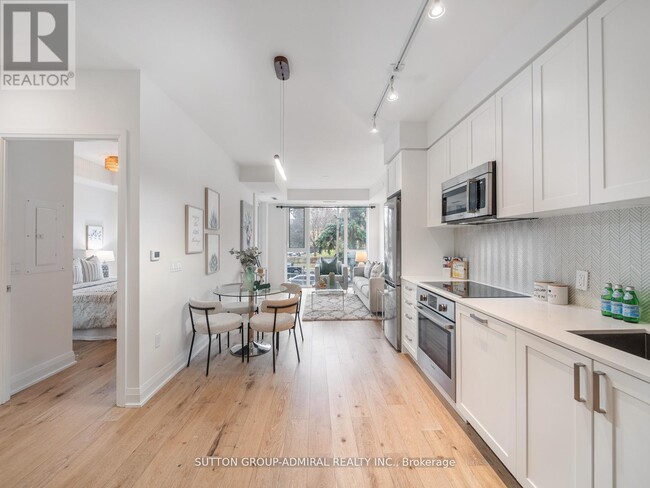 Building Photo - 293 S Kingsway