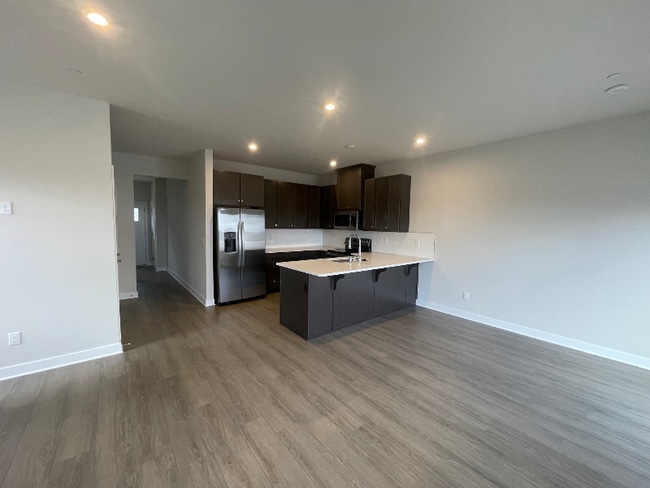 Building Photo - 1097 Mountain Vw Dr