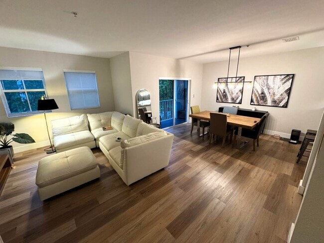 Foto del edificio - 8960 NW 97th Ave