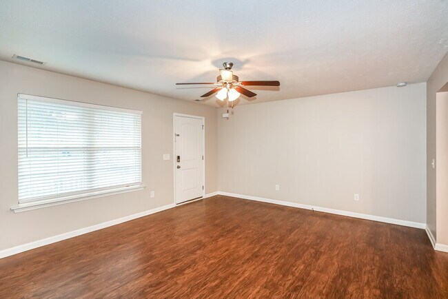 Building Photo - 642 Big Hurricane Dr