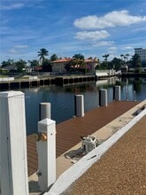 Building Photo - 16453 NE 33rd Ave