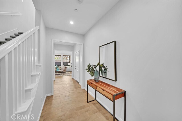 Building Photo - 71 Overbrook