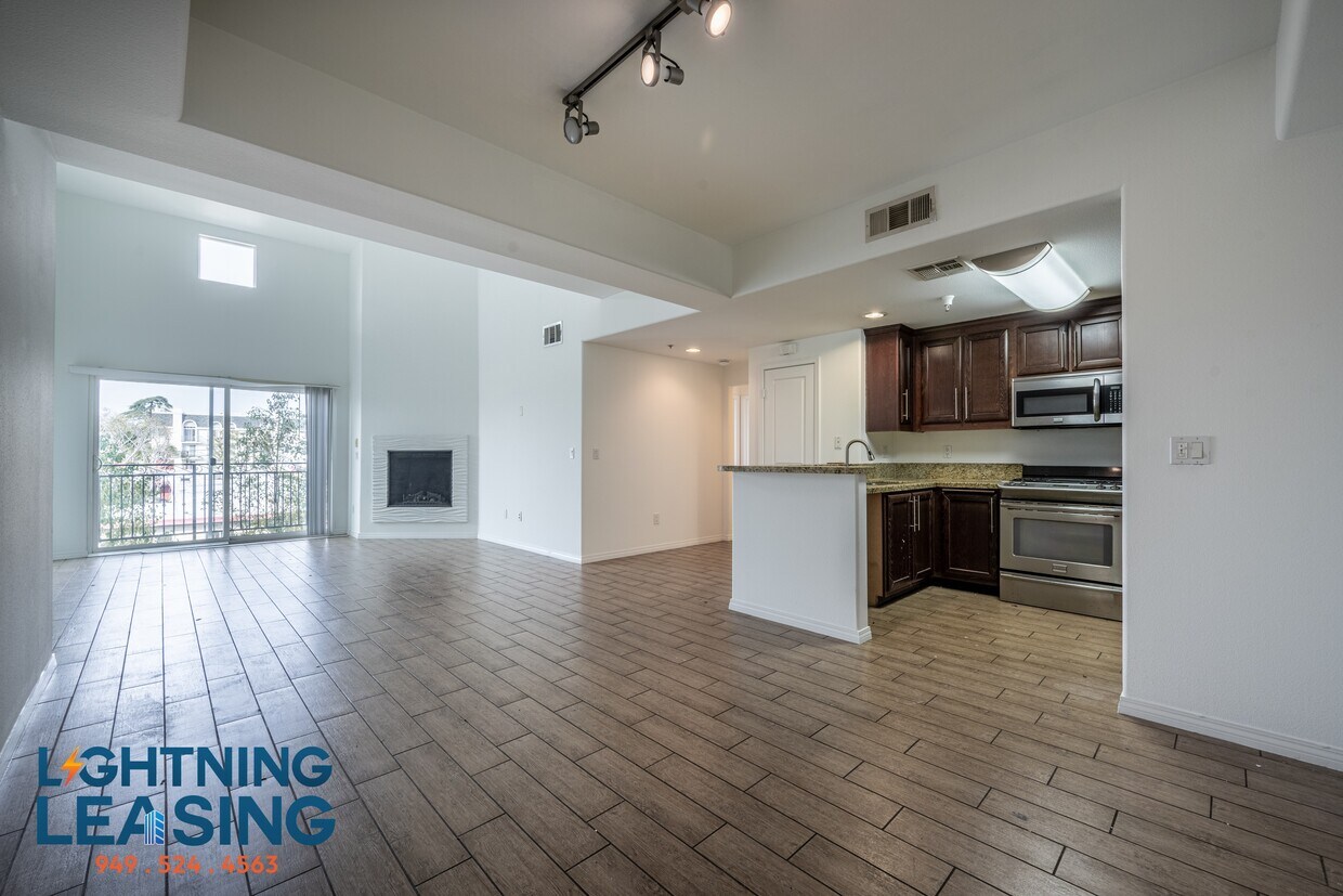 Foto principal - 11925-11923 Kling St