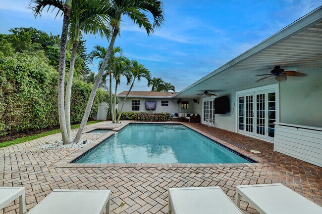 Foto del edificio - 107 NW 17th St
