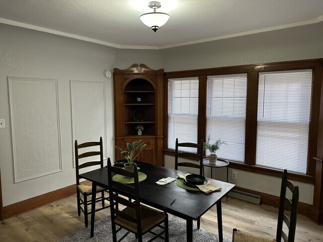 Foto del edificio - 2756 N 55th St