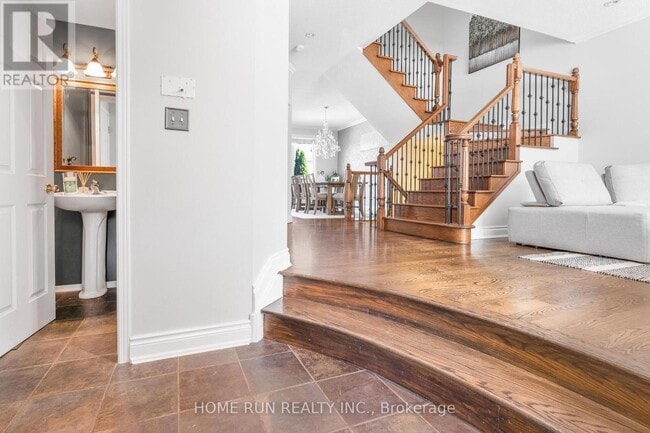 Building Photo - 1157 Elmlea Dr
