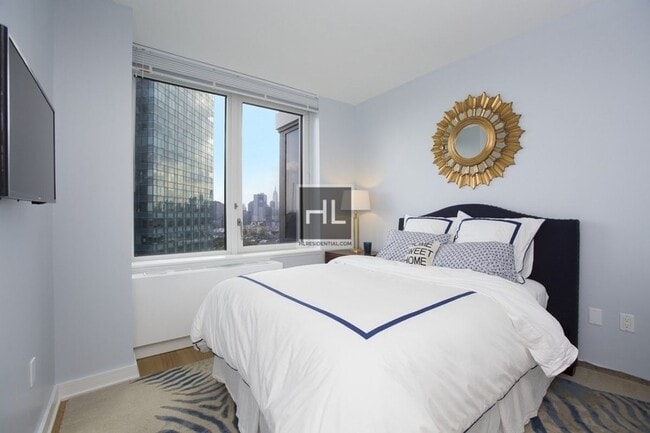 Building Photo - HUNTER STREET