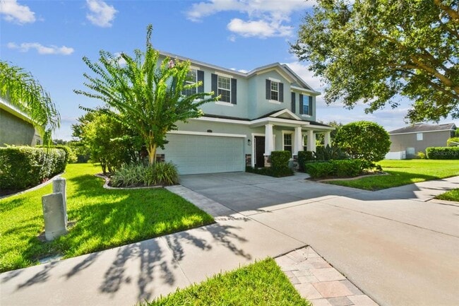 Building Photo - 12320 Fairlawn Dr