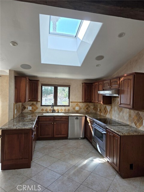 Foto del edificio - 1116 Vía Nogales